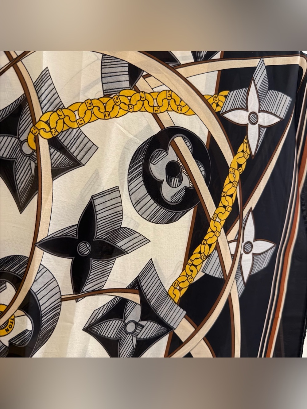 Gorgeous Black, White & Gold Silk Scarf - NWT - Picture 6 of 11